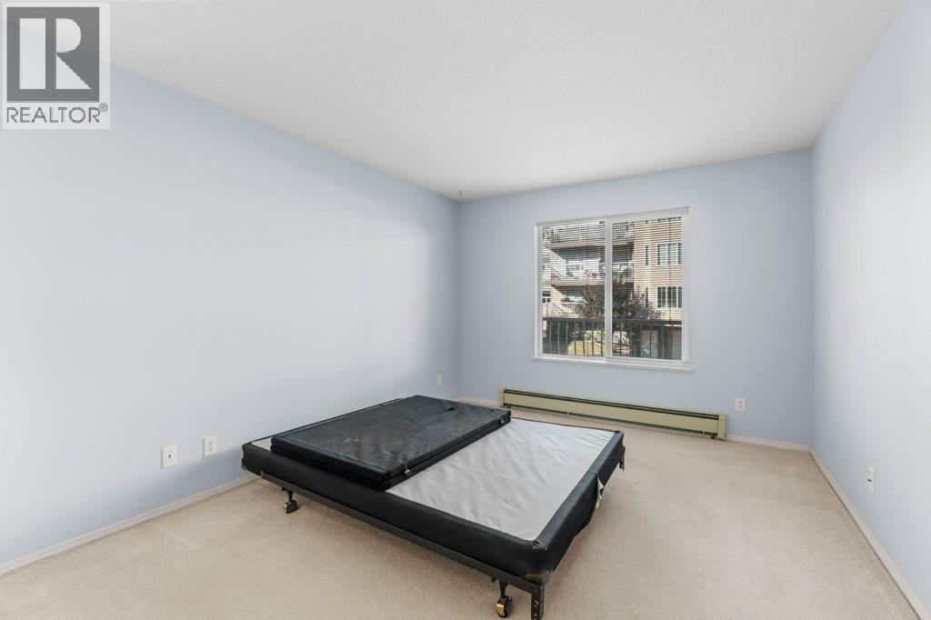 104 251 6 Street Southeast, Salmon Arm