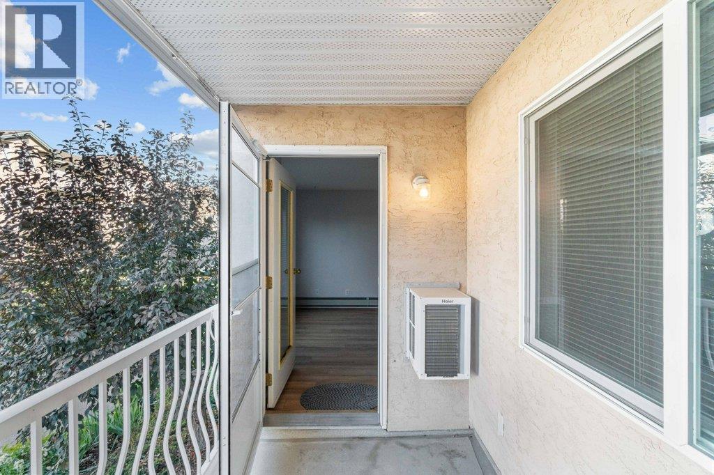 104 251 6 Street Southeast, Salmon Arm