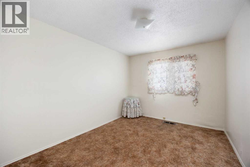 13 Saunderson Avenue, Fort McMurray