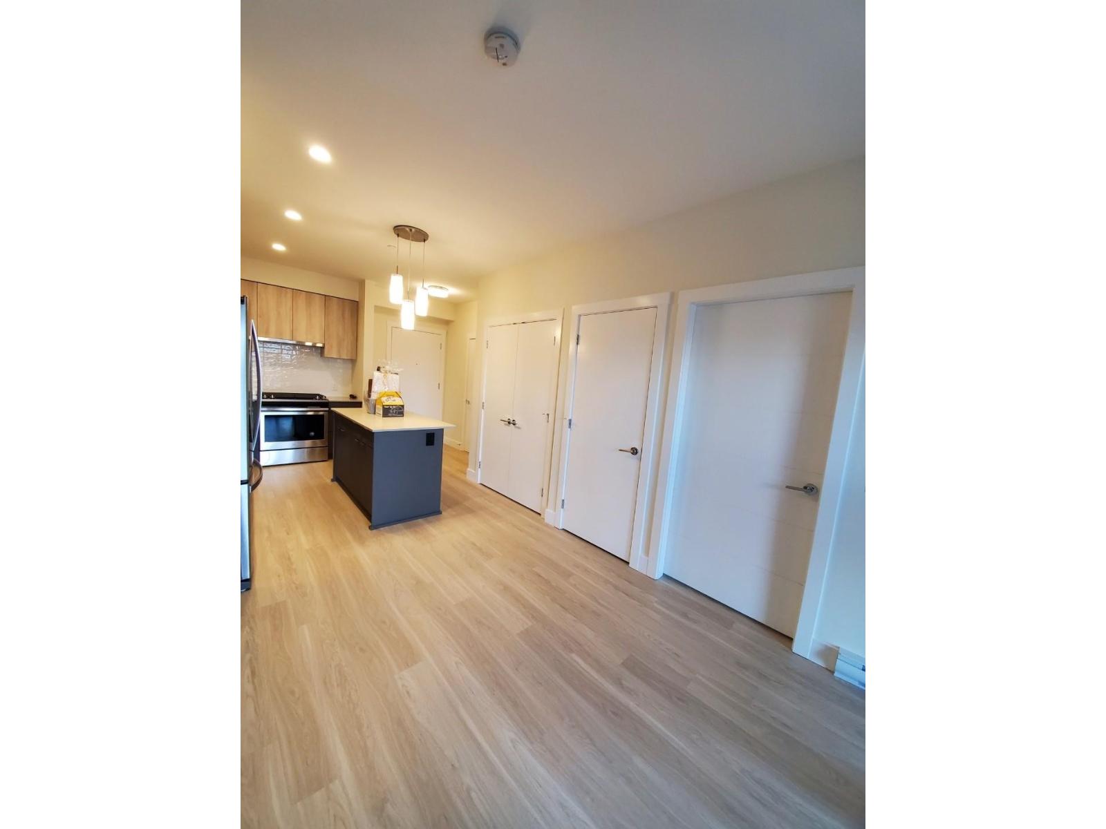 B410 6960 NICHOLSON ROAD, Delta