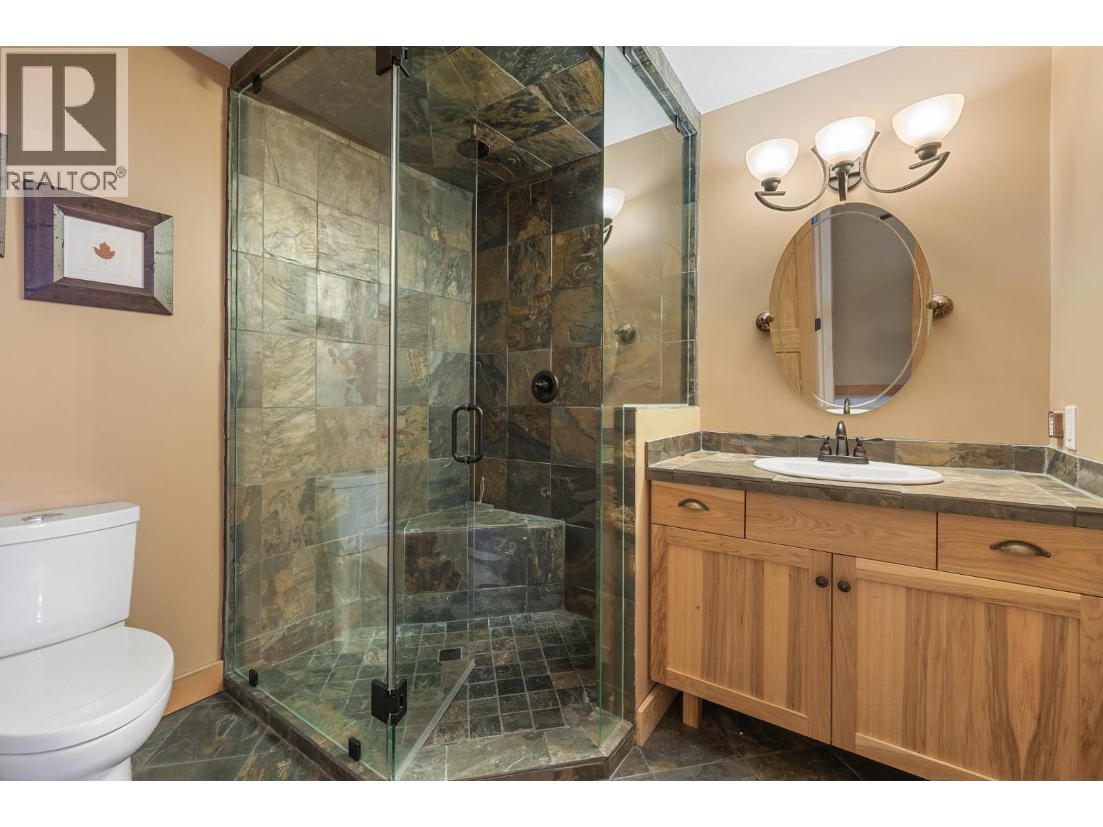 206 315 Whitehorse Lane, Big White