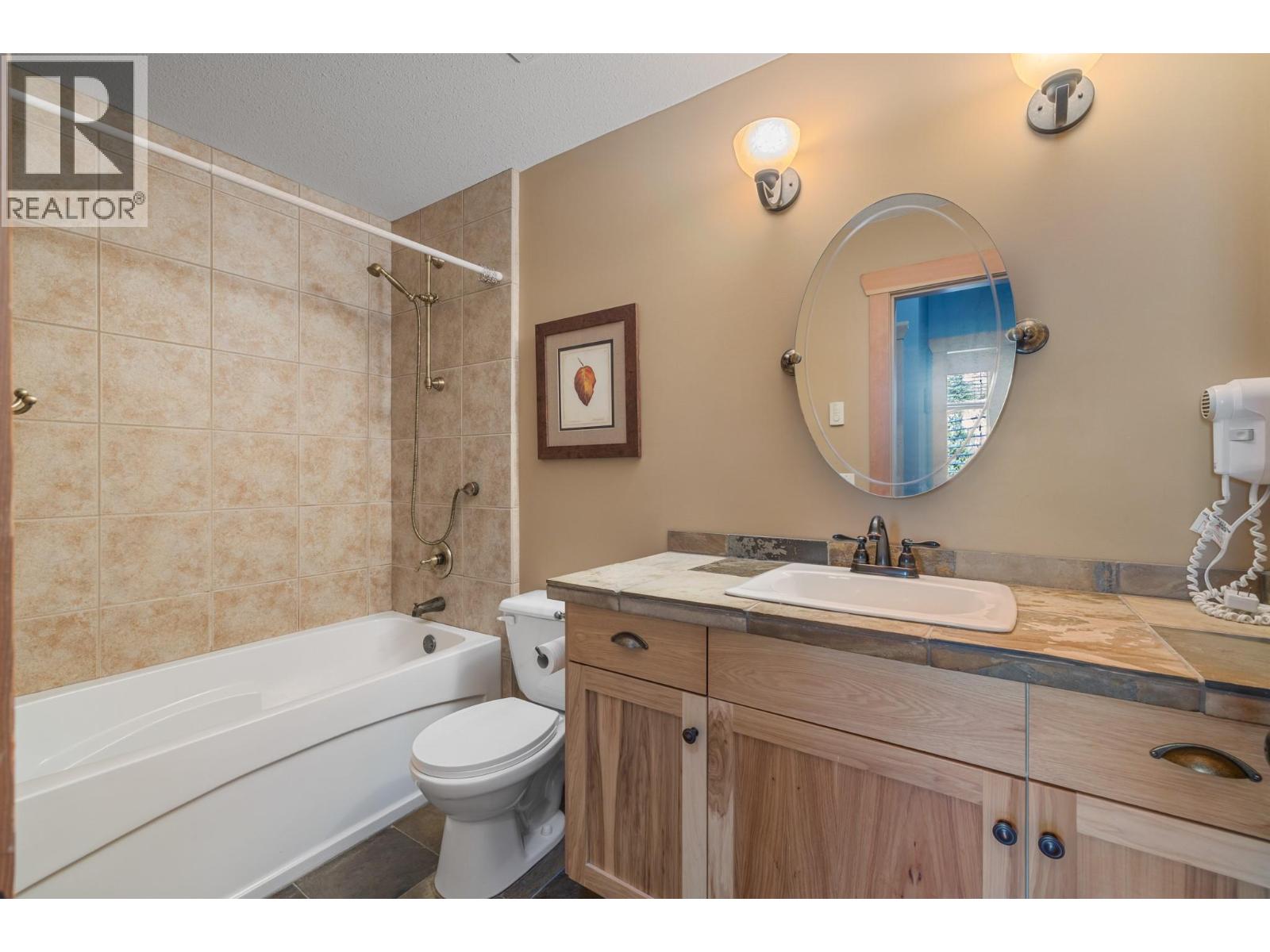206 315 Whitehorse Lane, Big White
