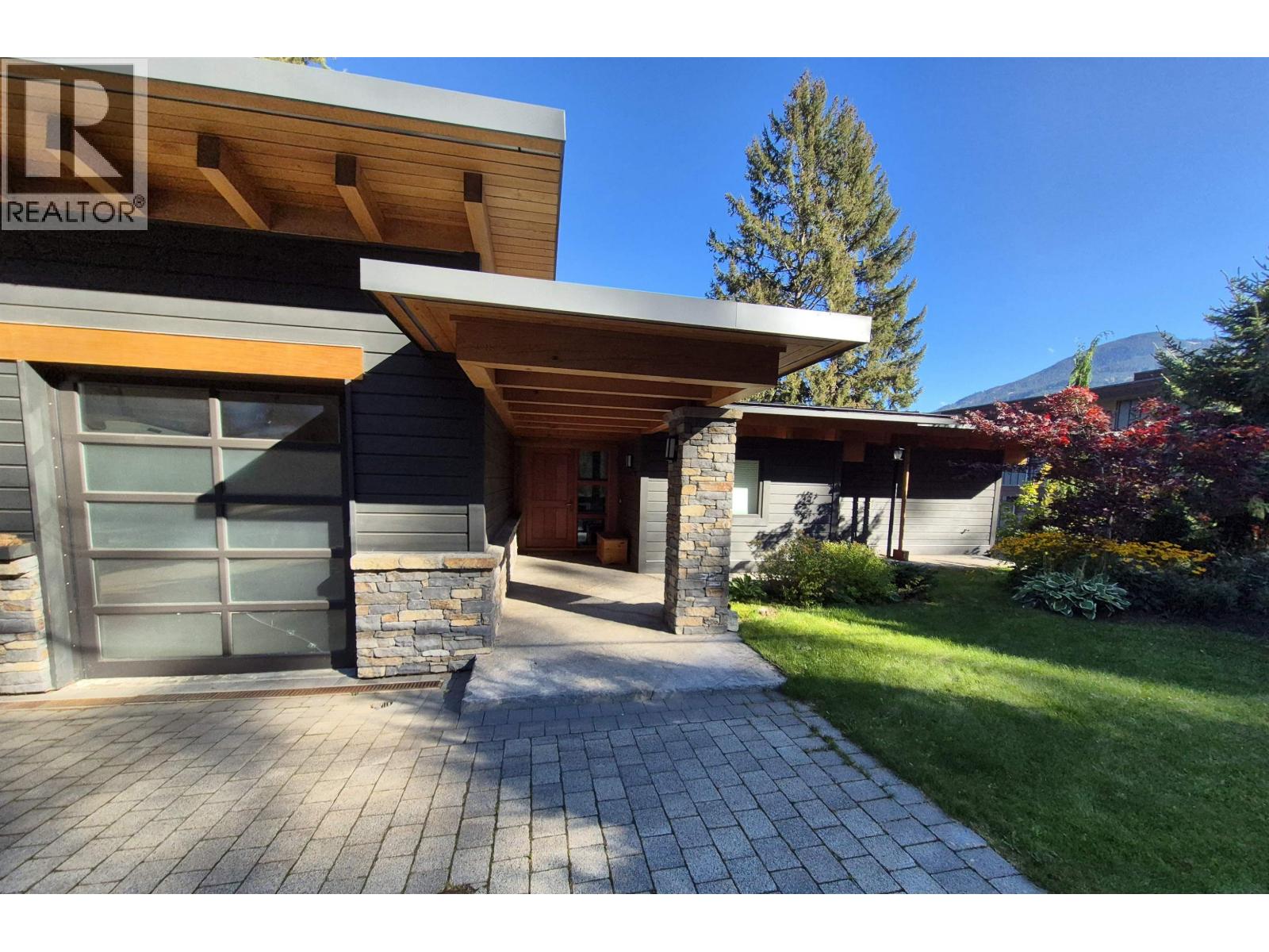 5714 ALTA LAKE ROAD, Whistler