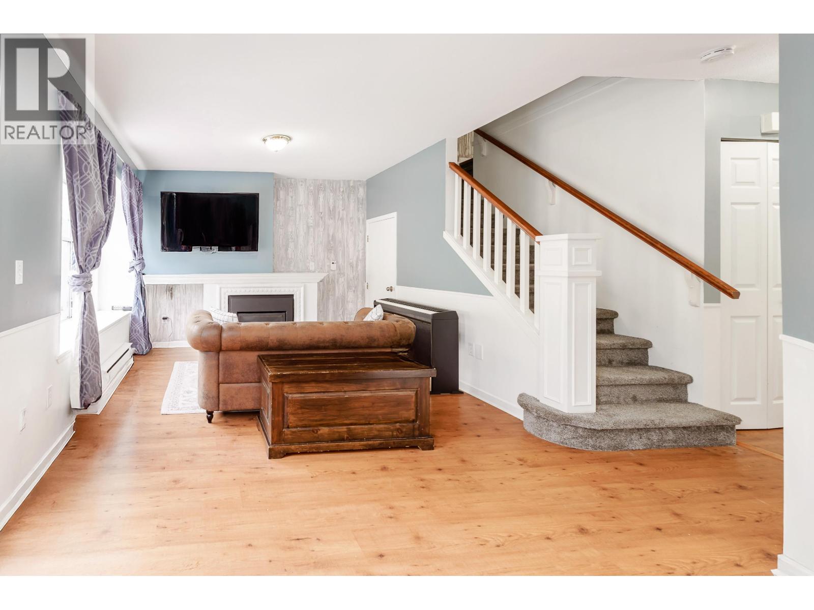 32 12099 237 STREET, Maple Ridge