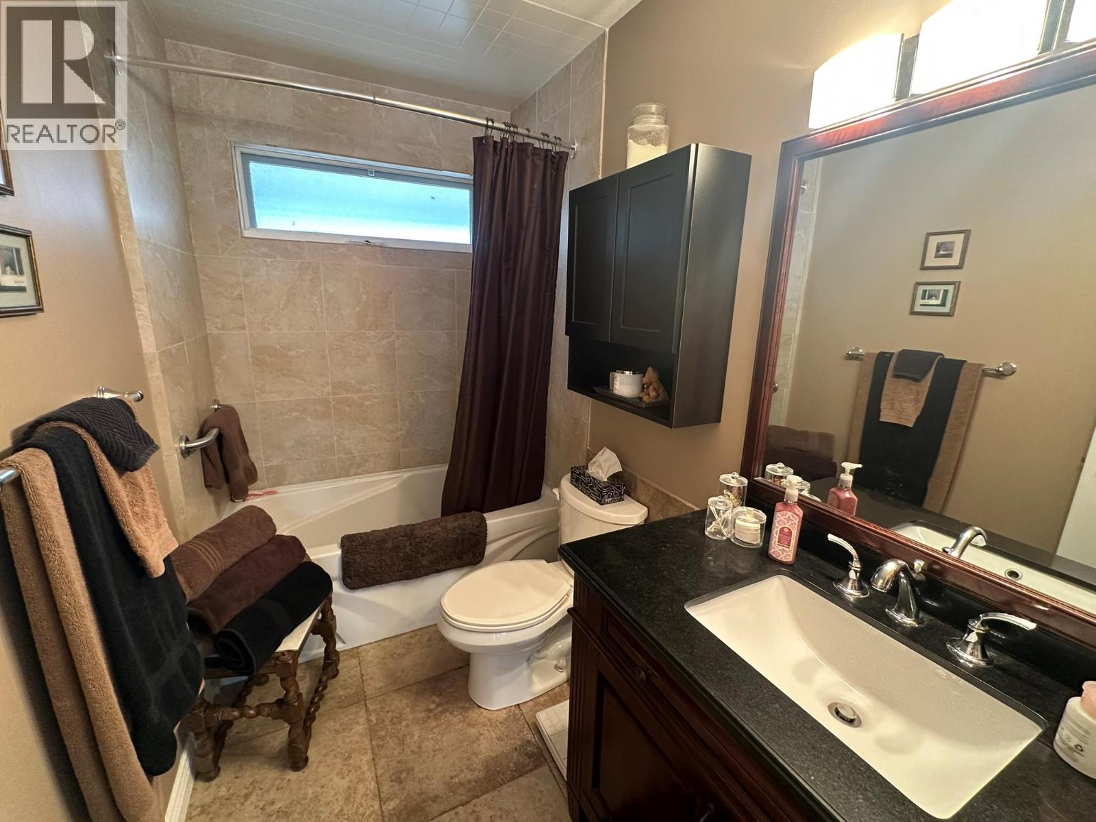  4712 Valleyview Place, Vernon