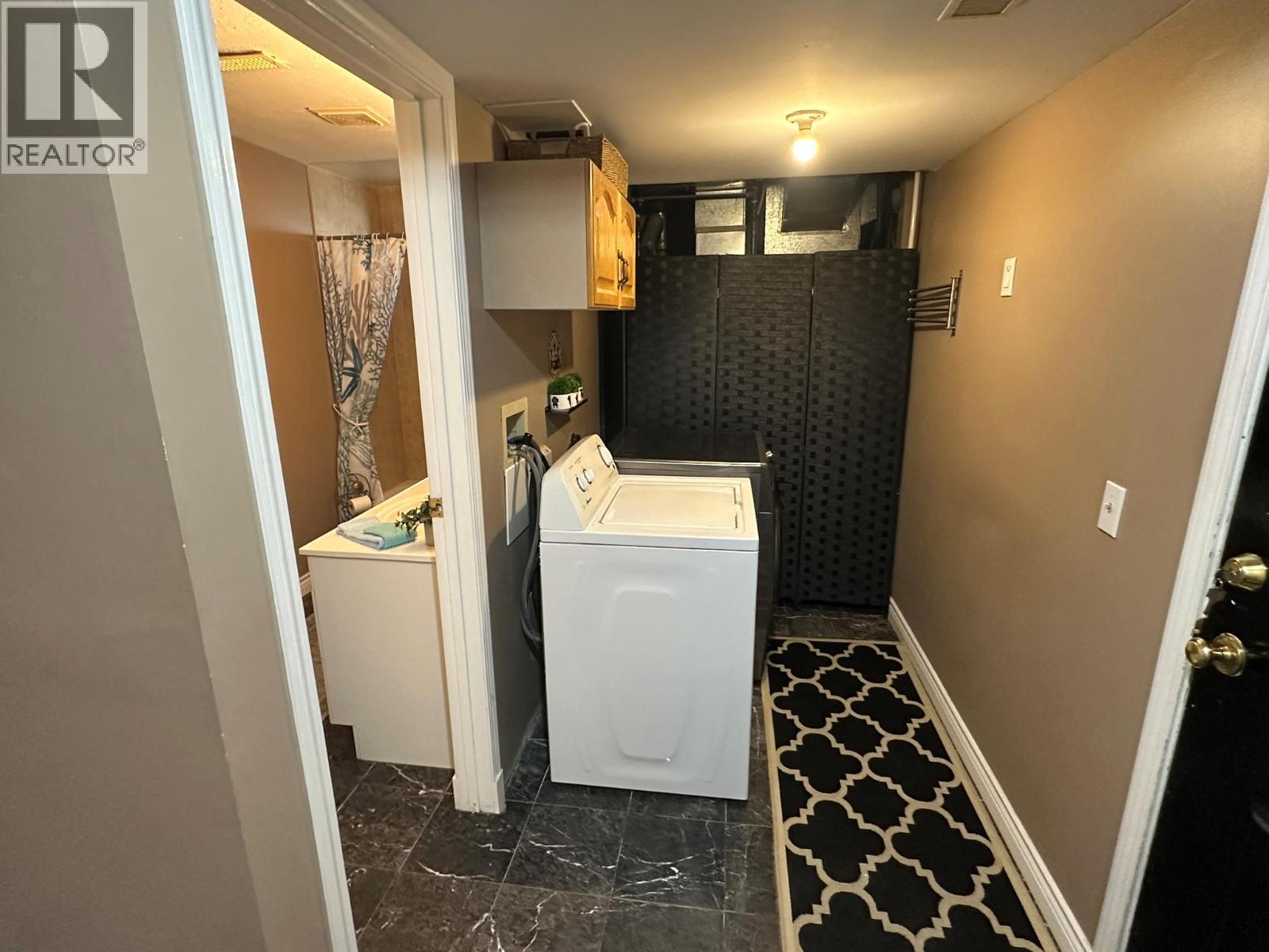  4712 Valleyview Place, Vernon