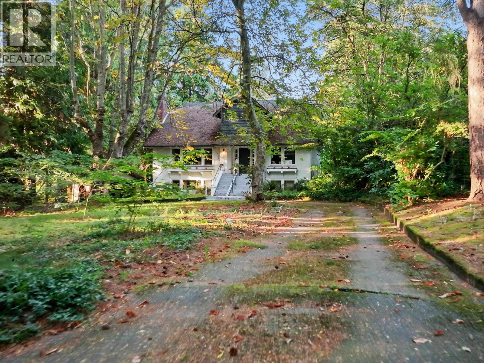 4755 W 6TH AVENUE, Vancouver