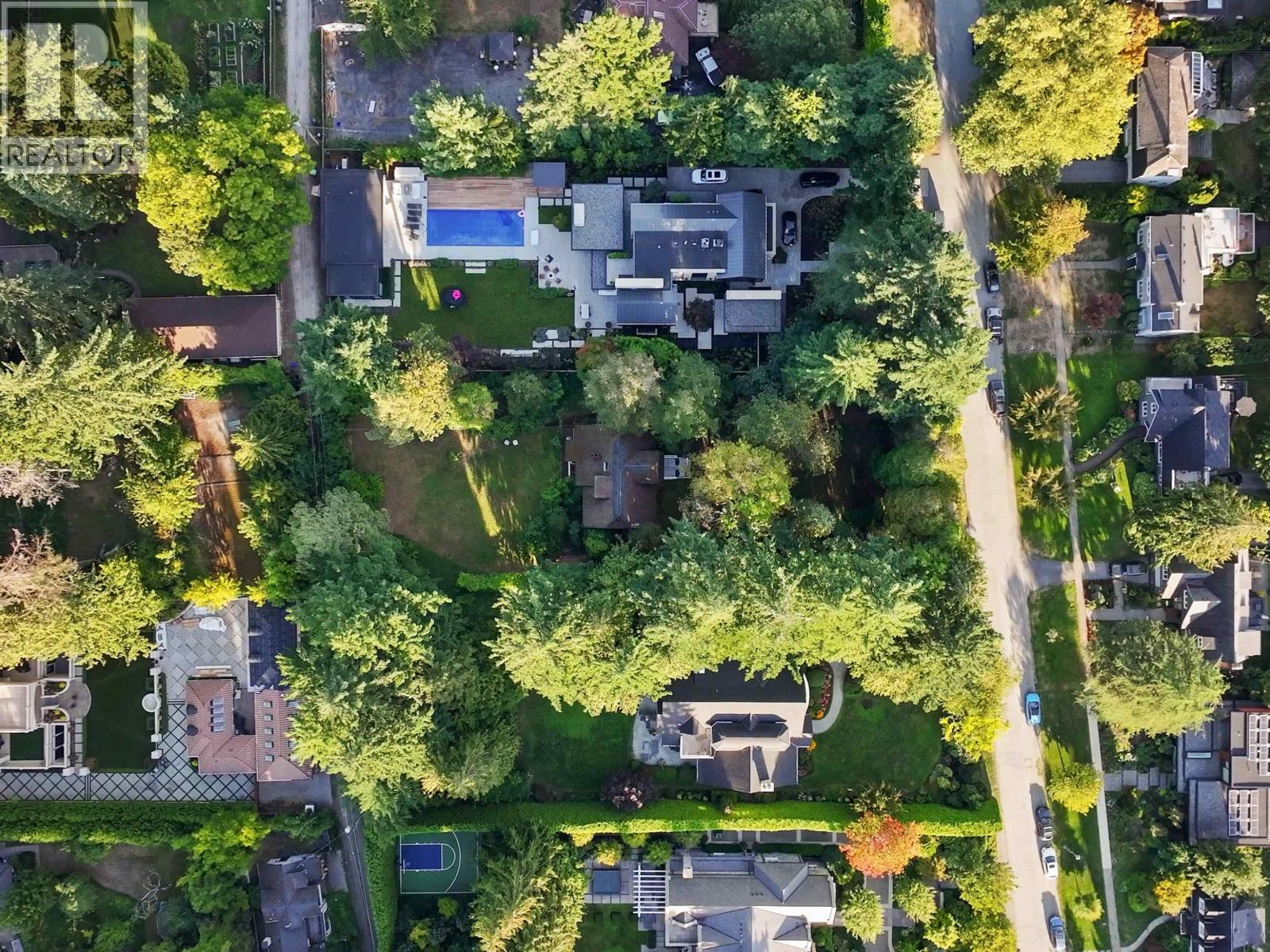 4755 W 6TH AVENUE, Vancouver