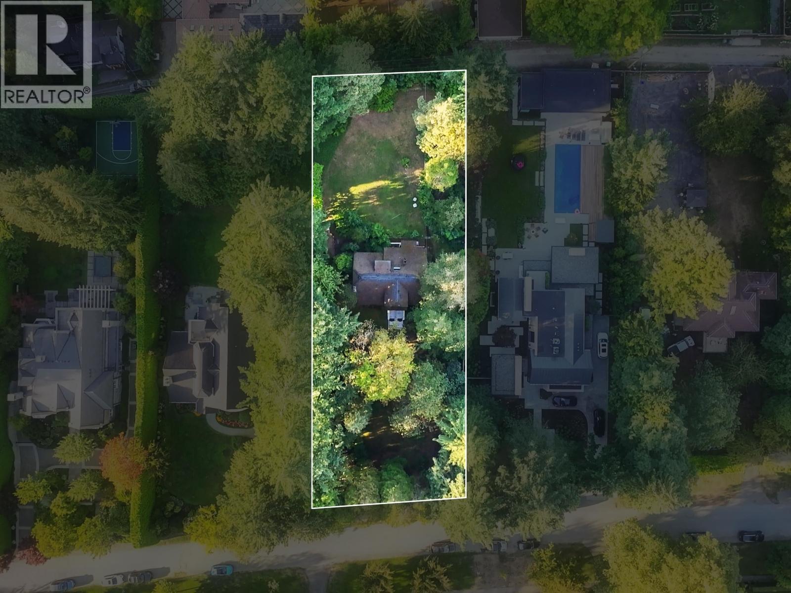 4755 W 6TH AVENUE, Vancouver