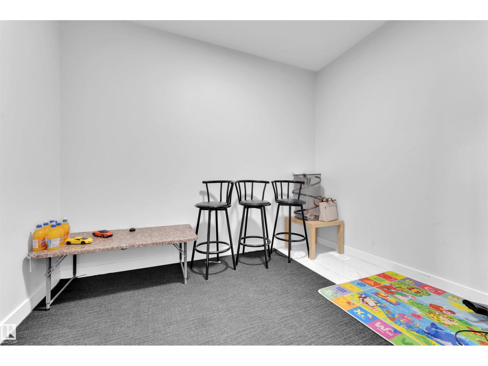 3704 41 AV, Beaumont