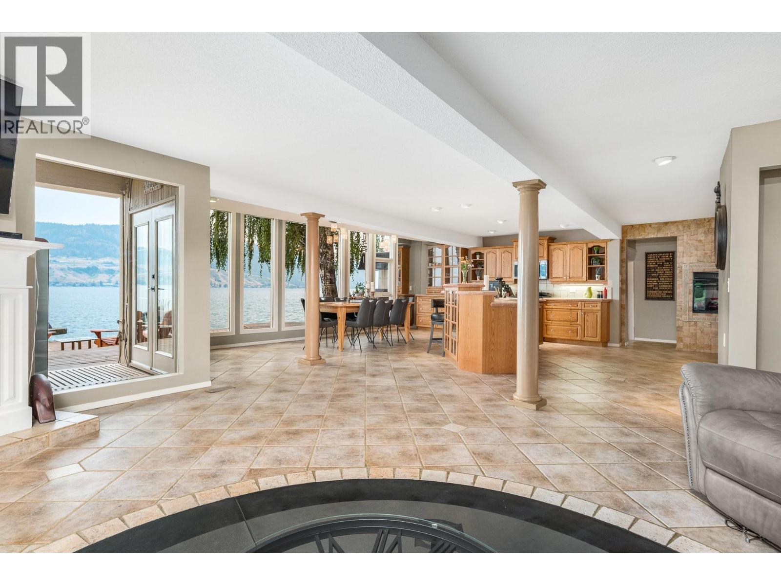  8180 Tronson Road, Vernon