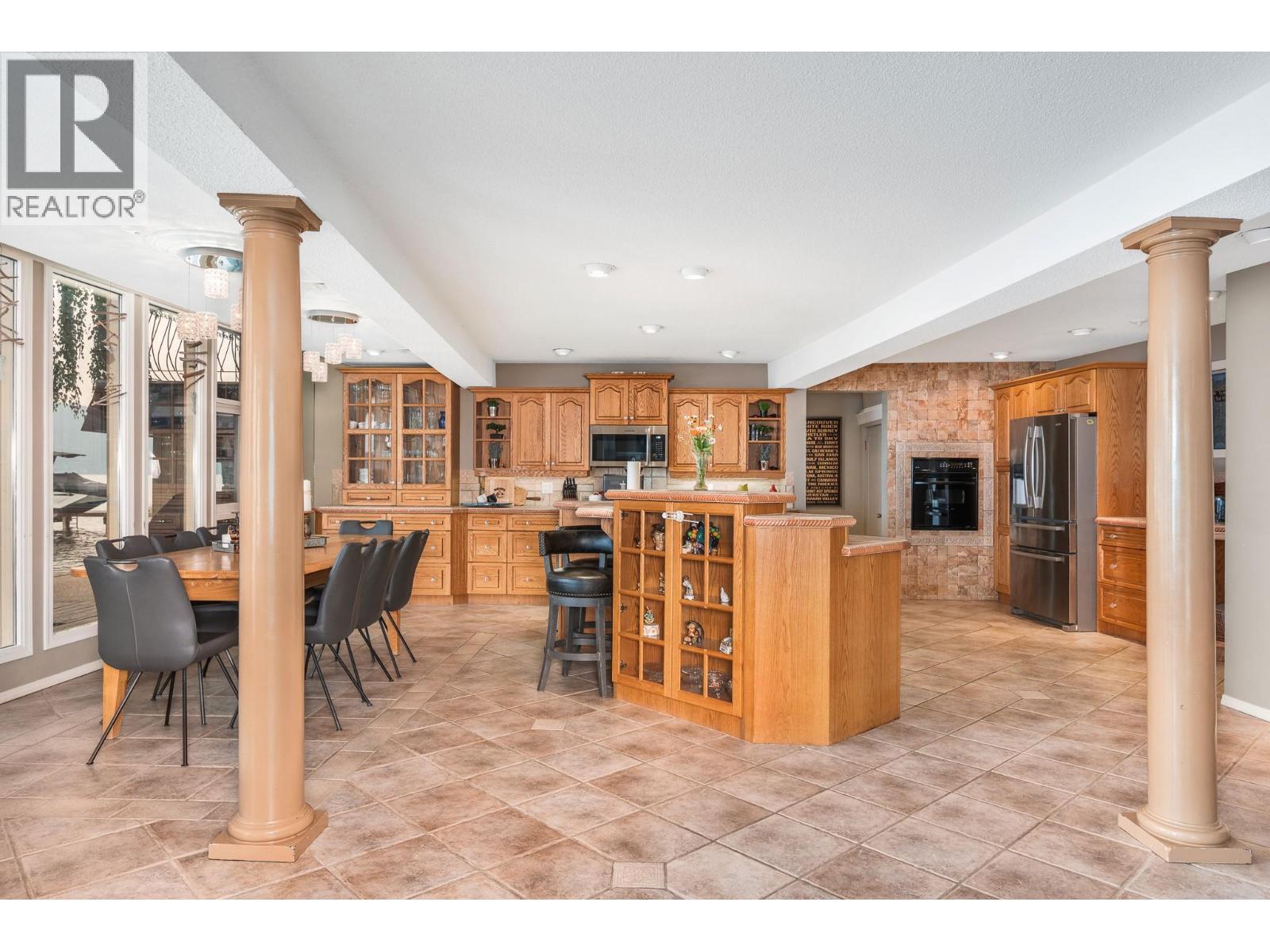  8180 Tronson Road, Vernon