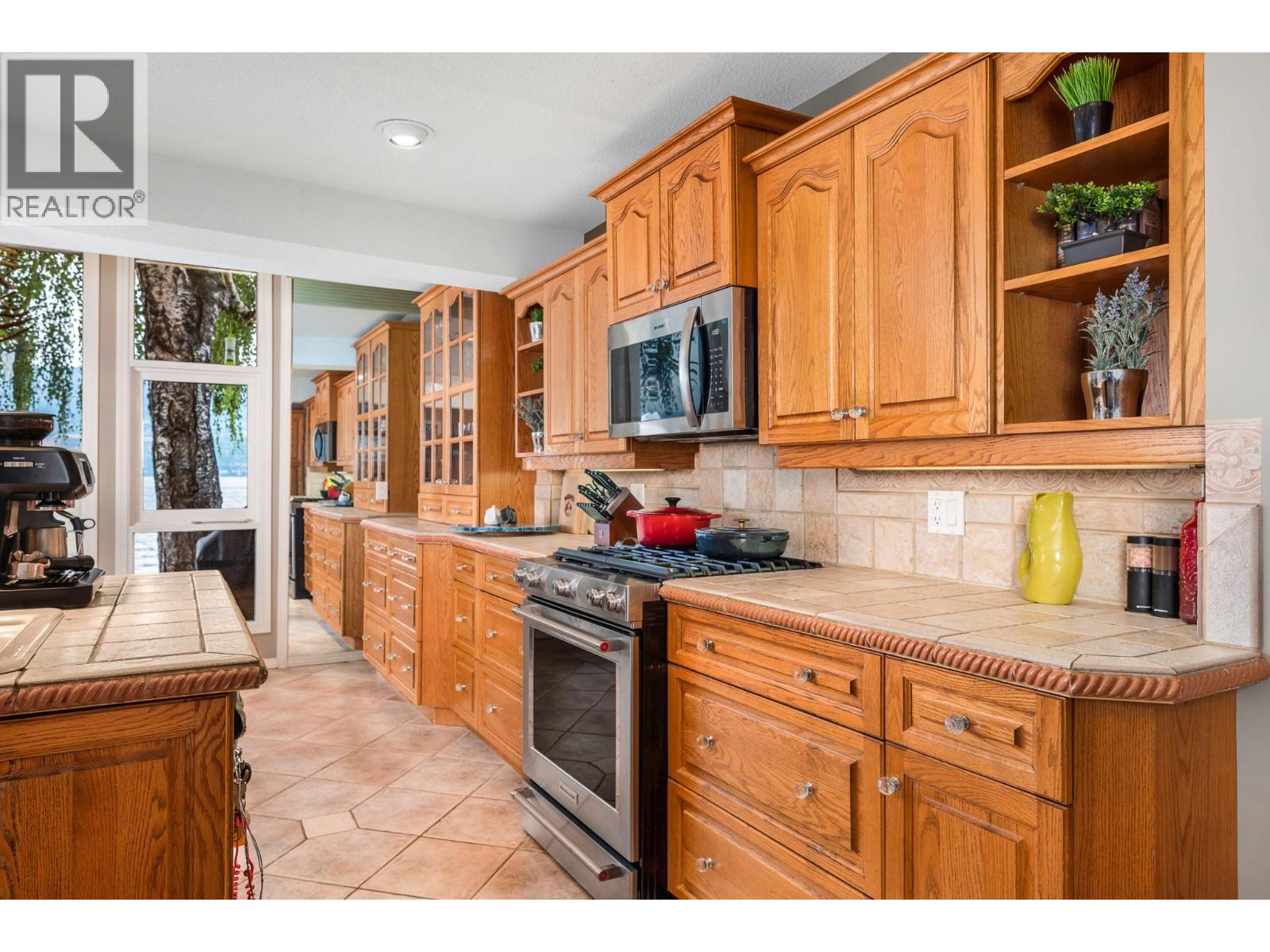  8180 Tronson Road, Vernon