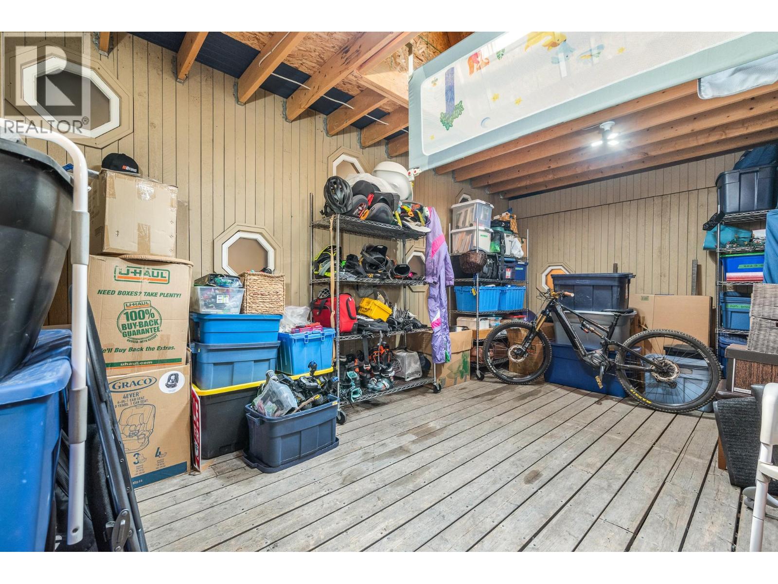 8180 Tronson Road, Vernon
