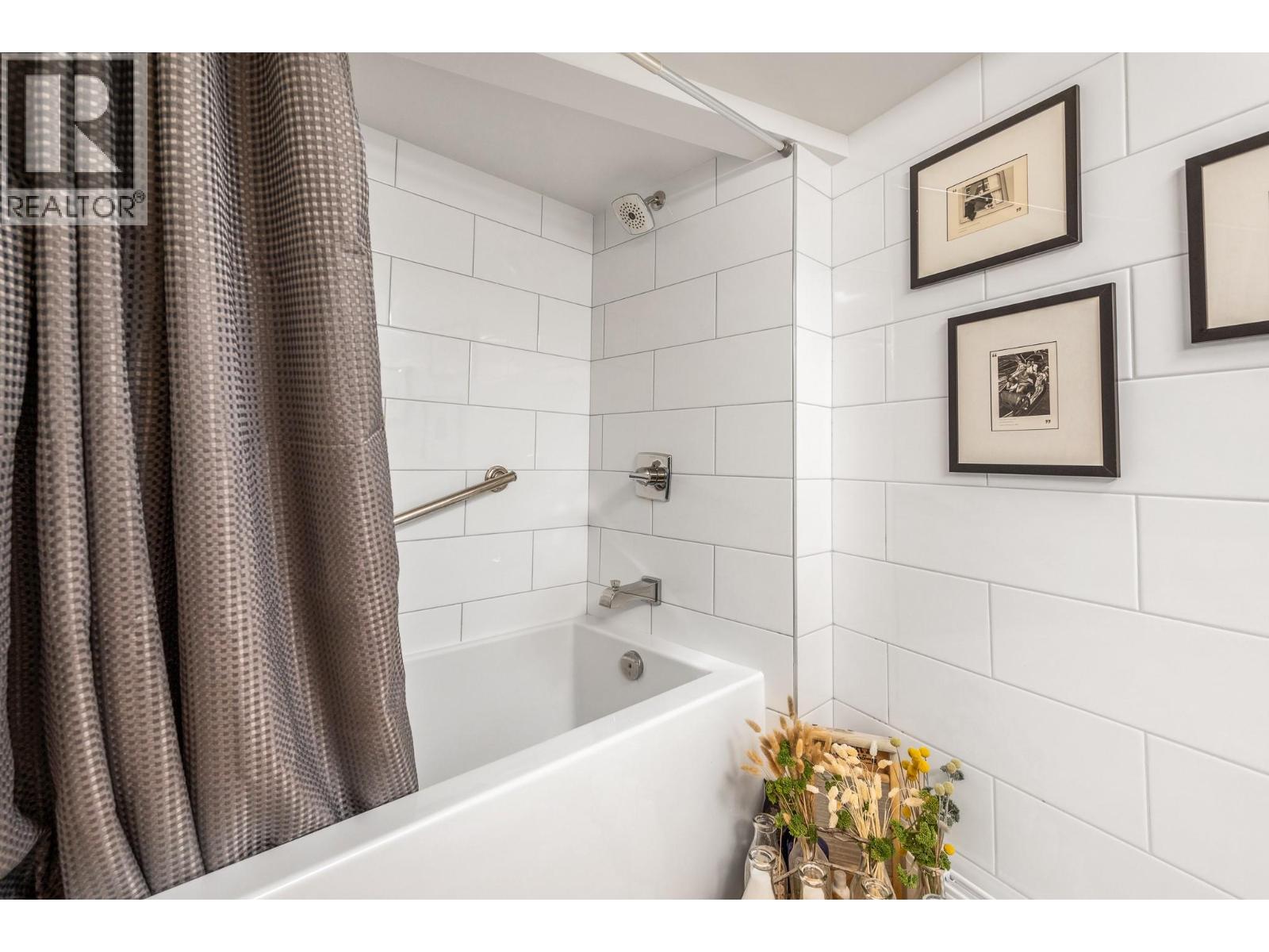  8180 Tronson Road, Vernon
