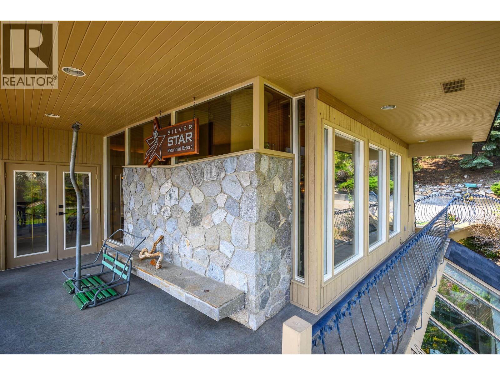  8180 Tronson Road, Vernon