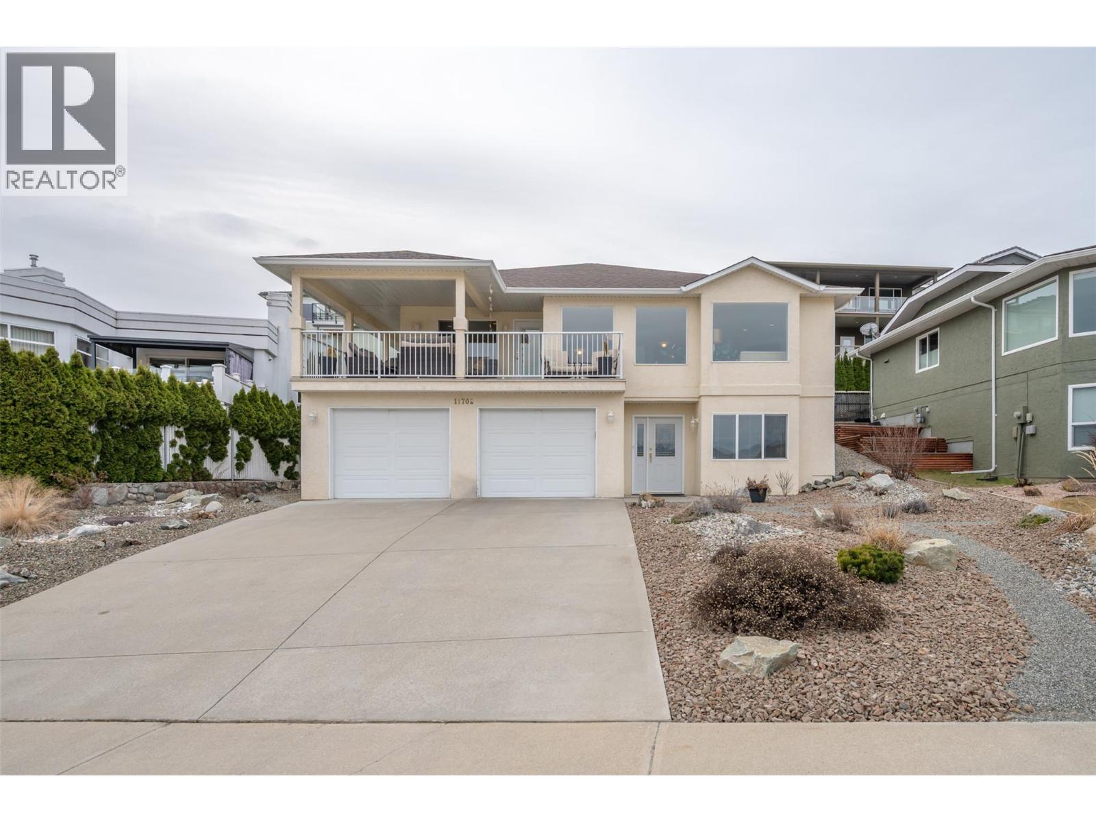 11702 GOLF COURSE Drive, Osoyoos