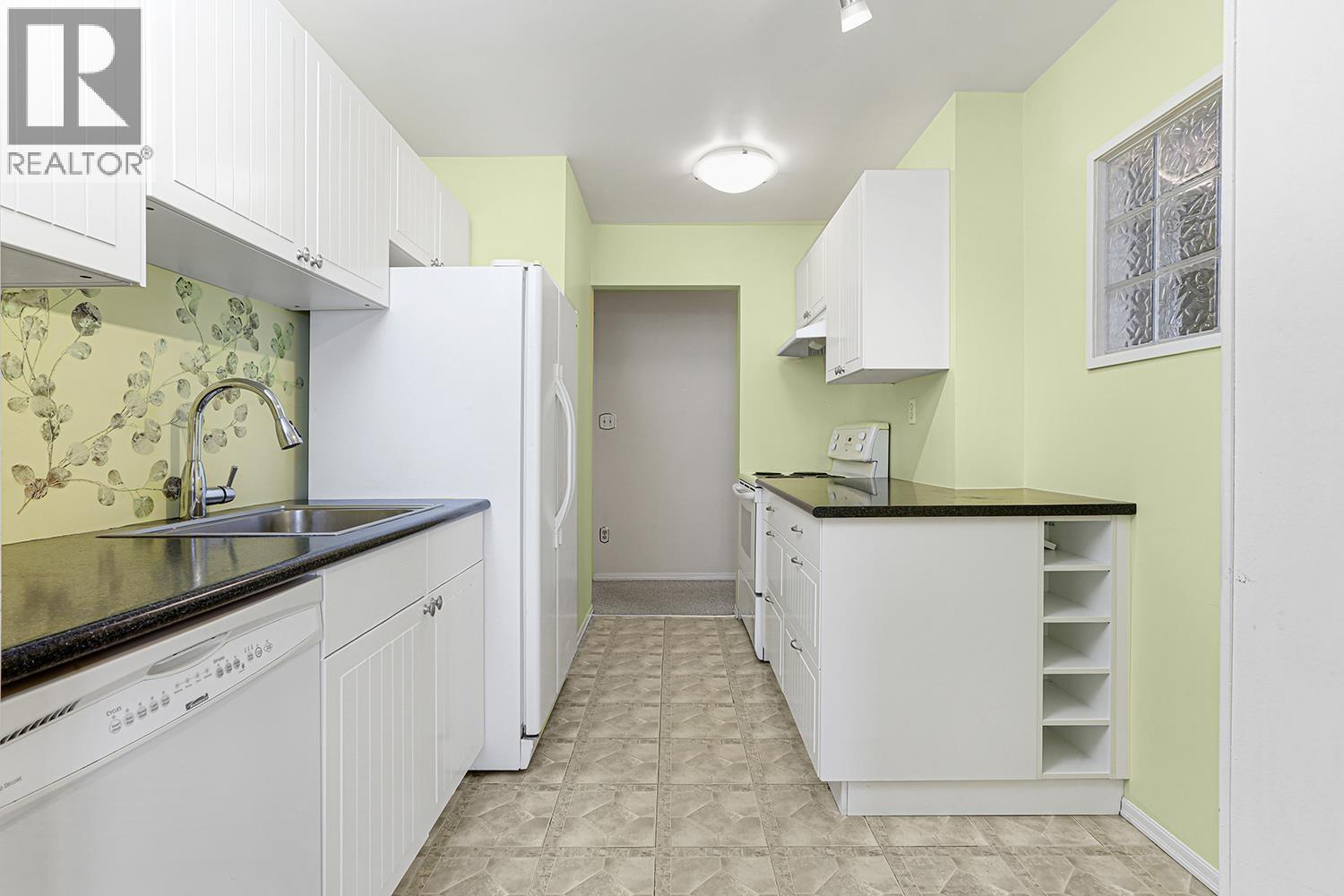 #106-5800 COONEY Road, Richmond