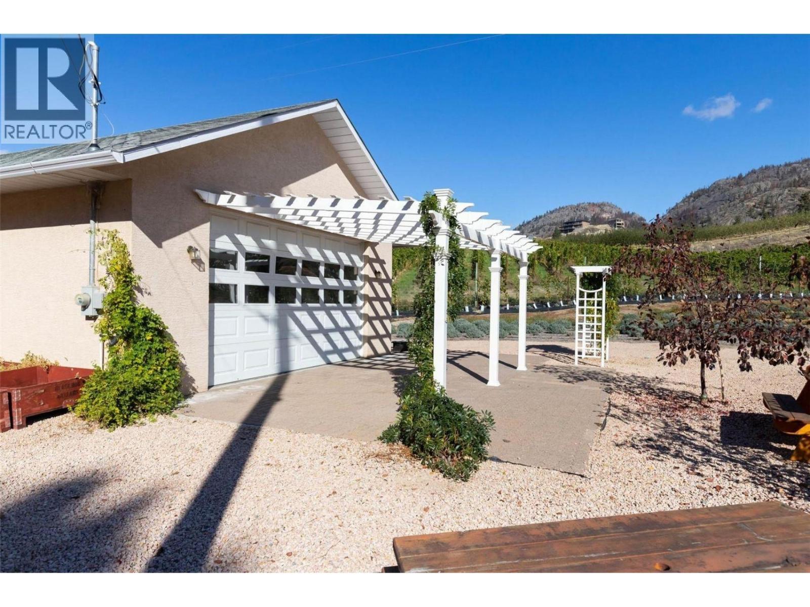  385 Matheson Road, Okanagan Falls