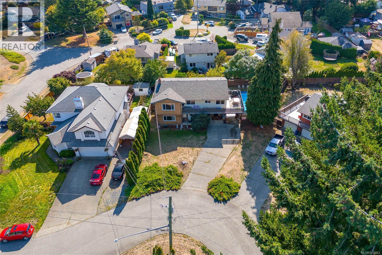 3258 Cora Hill Pl, Colwood