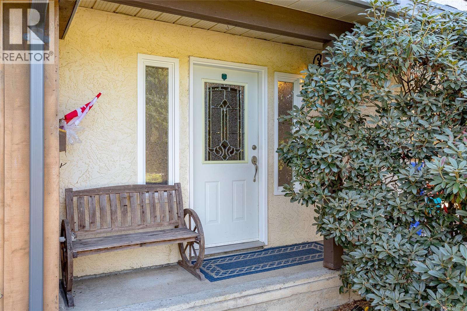 3258 Cora Hill Pl, Colwood