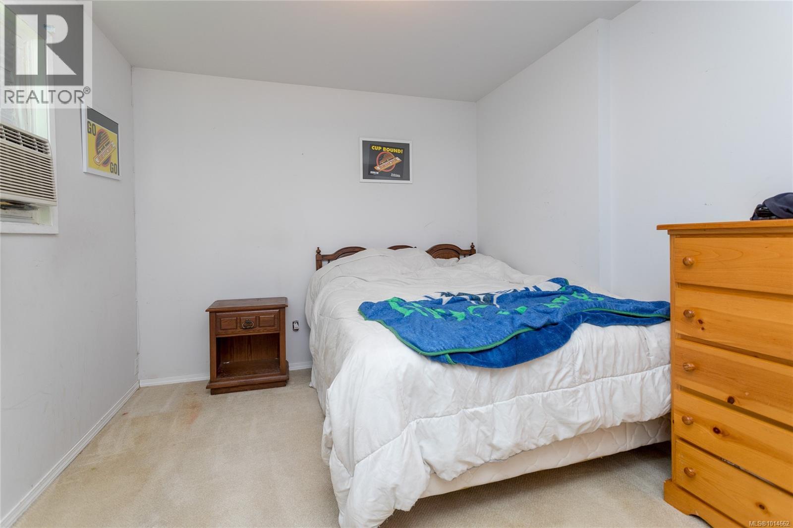 3258 Cora Hill Pl, Colwood