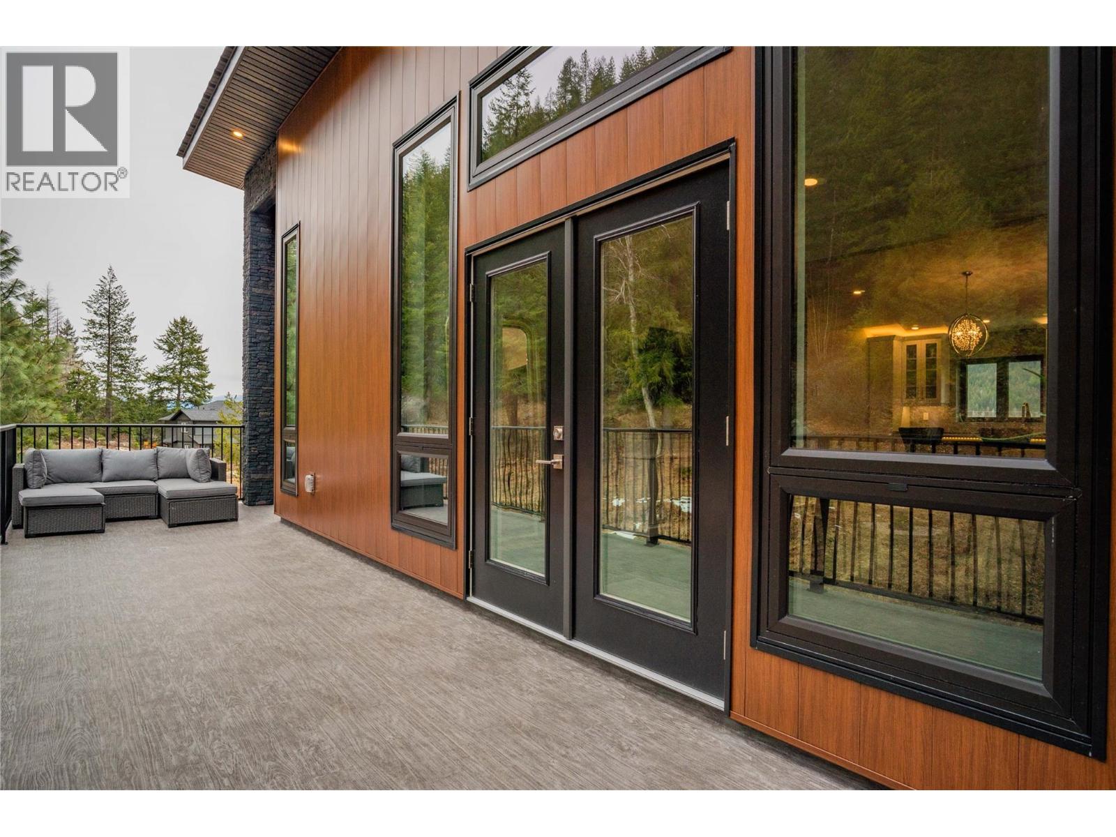 1959 SANDY Road, Castlegar