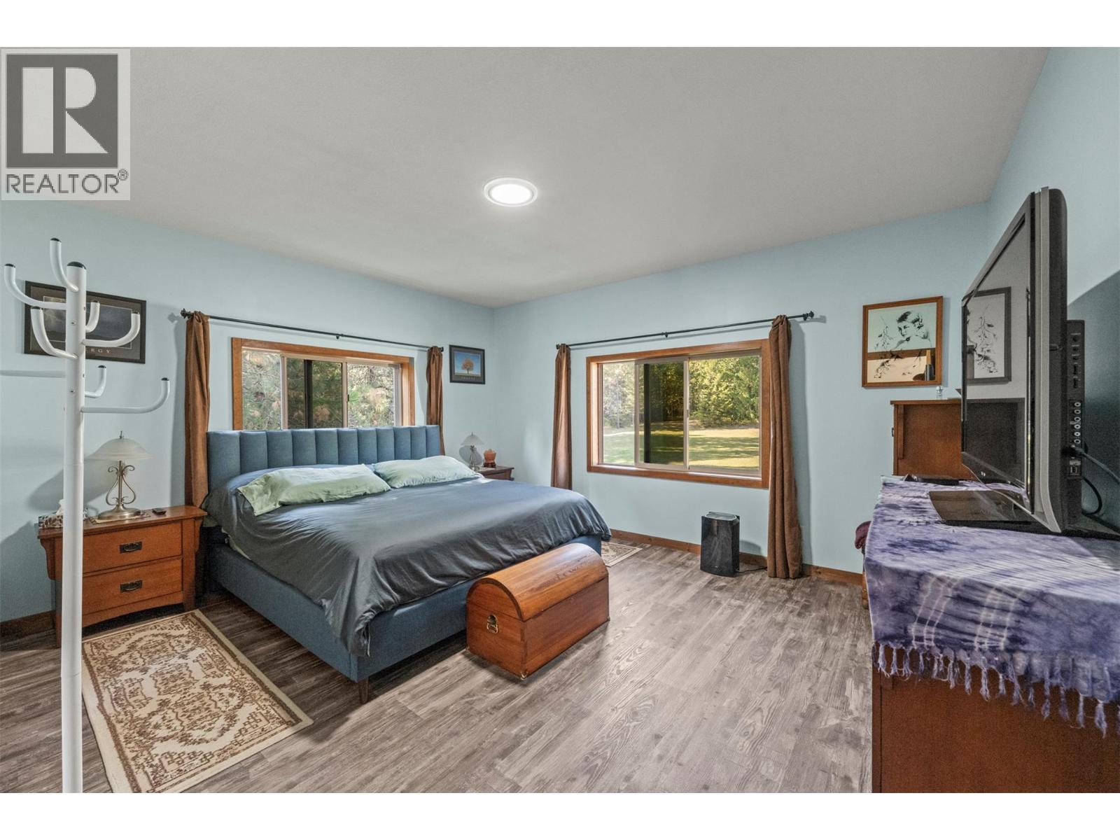 2510 Samuelson Road, Sicamous