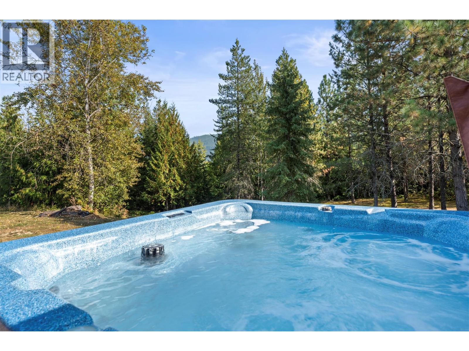 2510 Samuelson Road, Sicamous