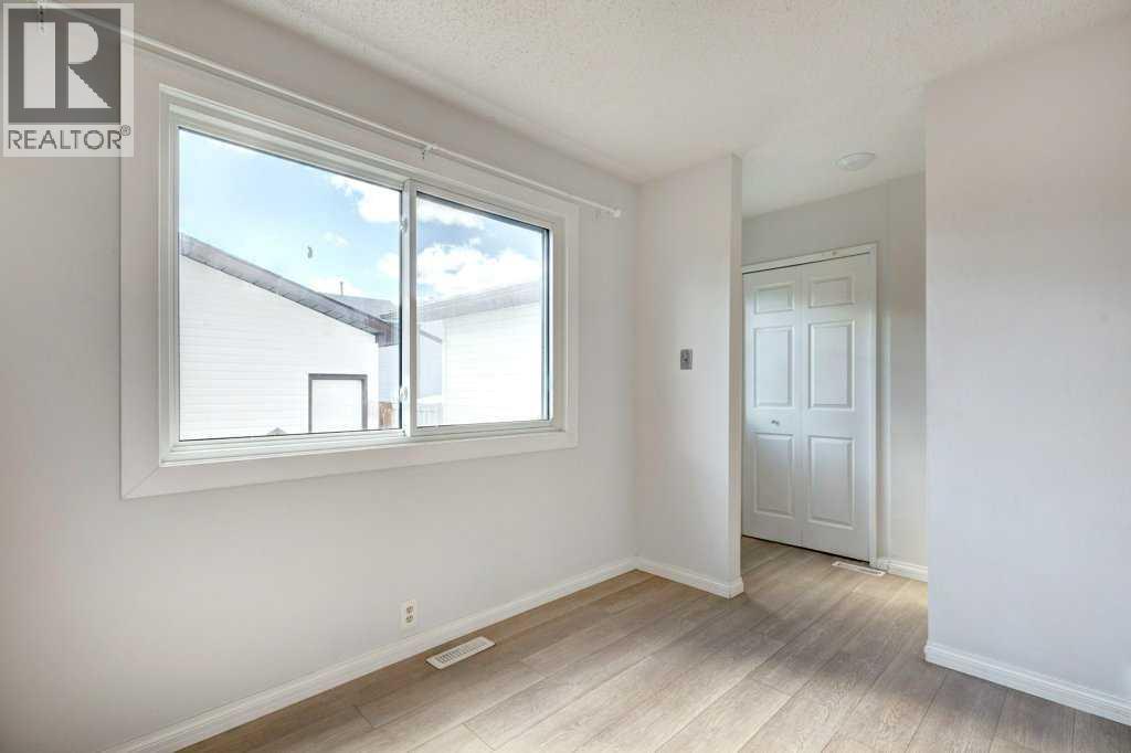 Single Family House for Sale in  Cedarille Drive SW Cedarbrae Calgary 