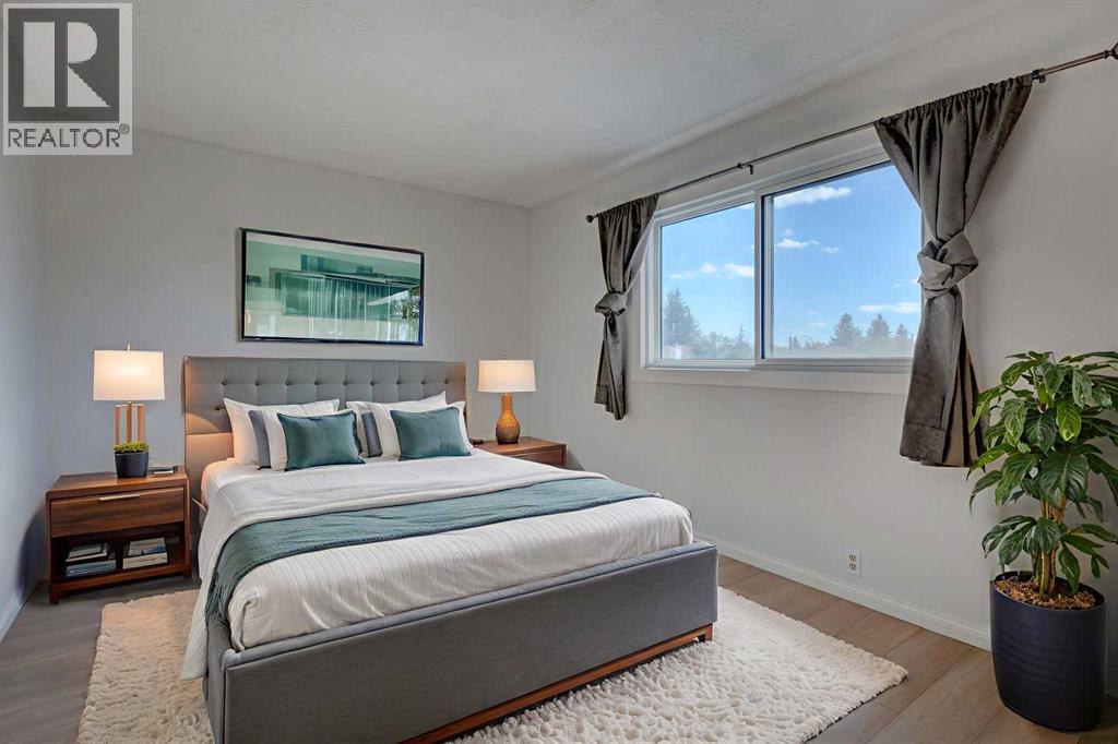 Single Family House for Sale in  Cedarille Drive SW Cedarbrae Calgary 