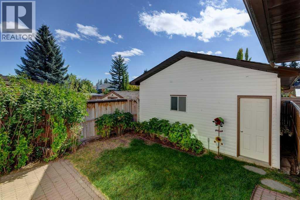 Single Family House for Sale in  Cedarille Drive SW Cedarbrae Calgary 