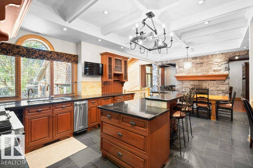 738 WHEELER RD NW, Edmonton