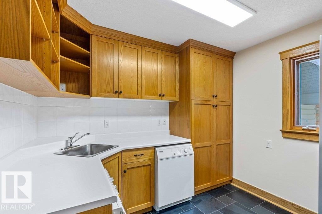 738 WHEELER RD NW, Edmonton