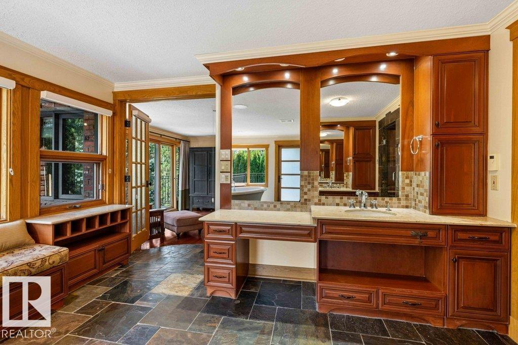 738 WHEELER RD NW, Edmonton