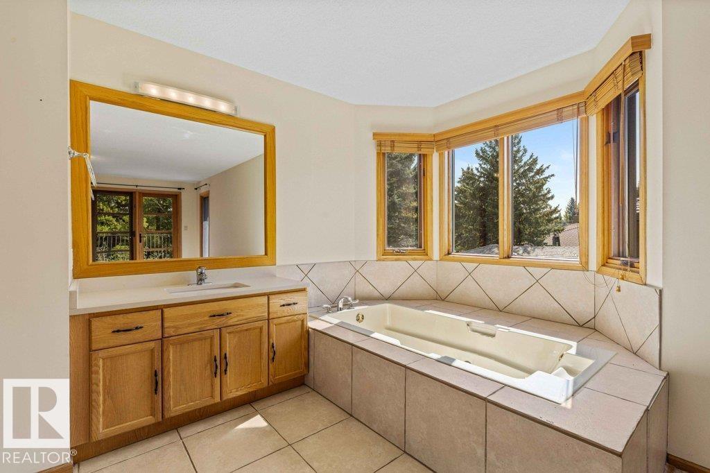 738 WHEELER RD NW, Edmonton