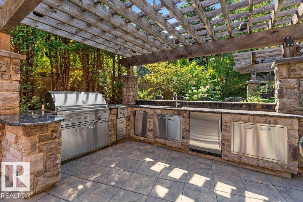 738 WHEELER RD NW, Edmonton