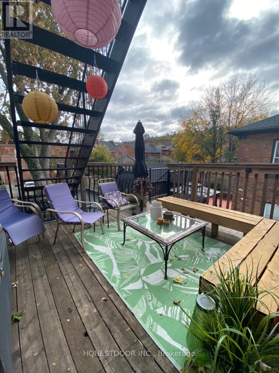103 VICTORIA AVENUE S - 16