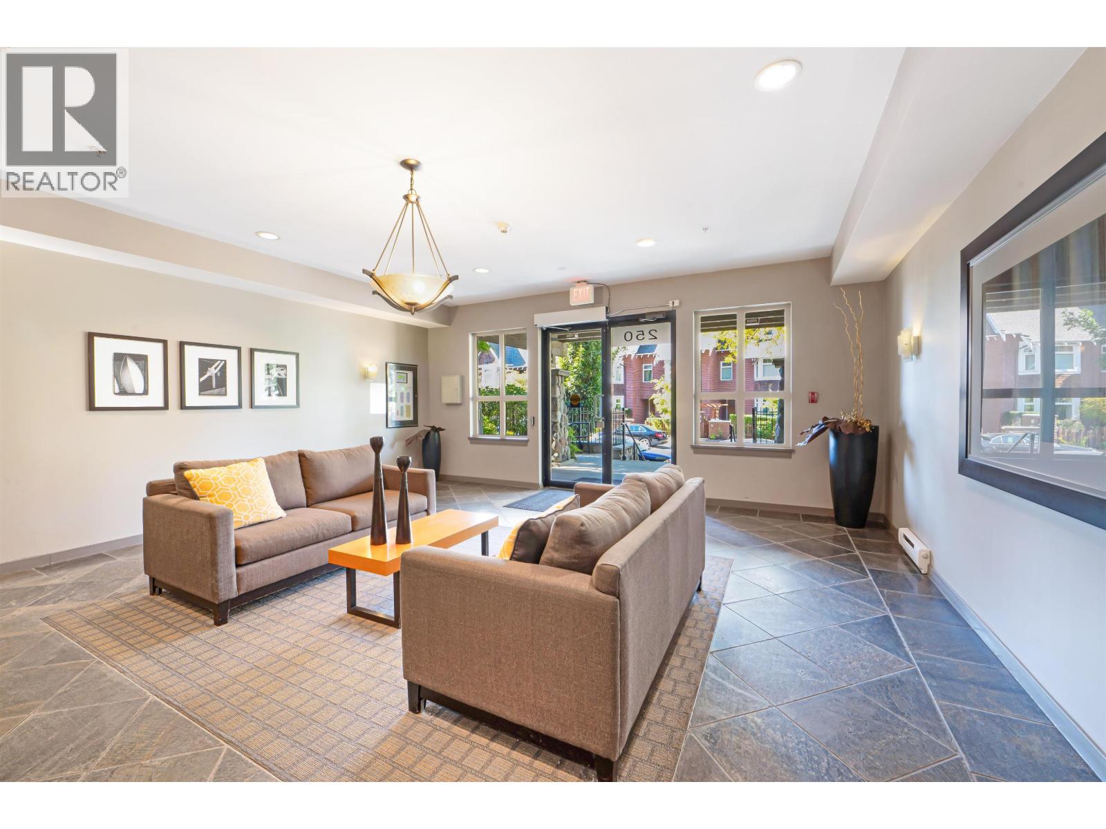 402 250 SALTER STREET, New Westminster