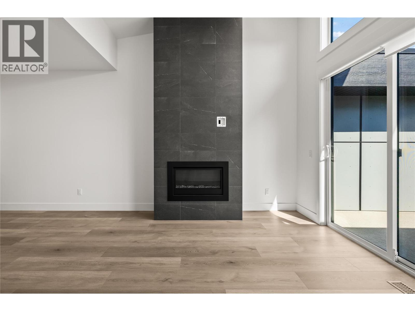 2835 Canyon Crest Drive Unit# 2, West Kelowna