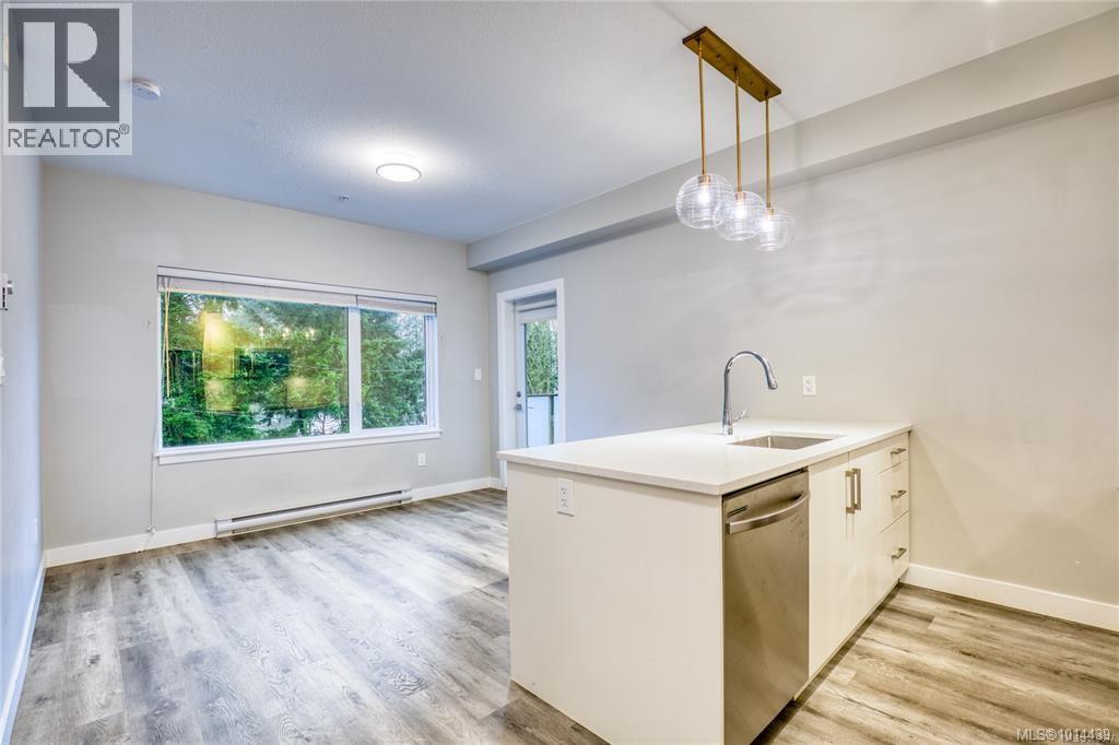 312 20 Barsby Ave, Nanaimo