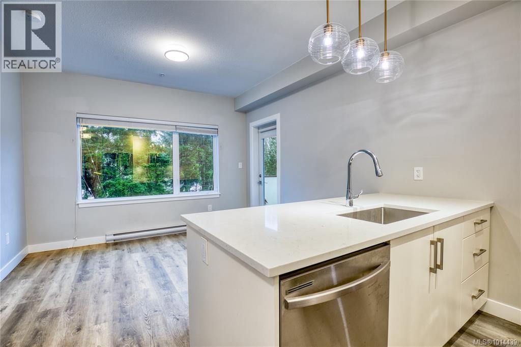 312 20 Barsby Ave, Nanaimo