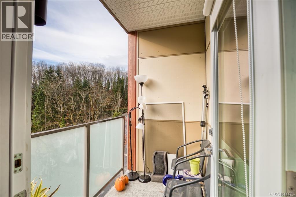 312 20 Barsby Ave, Nanaimo