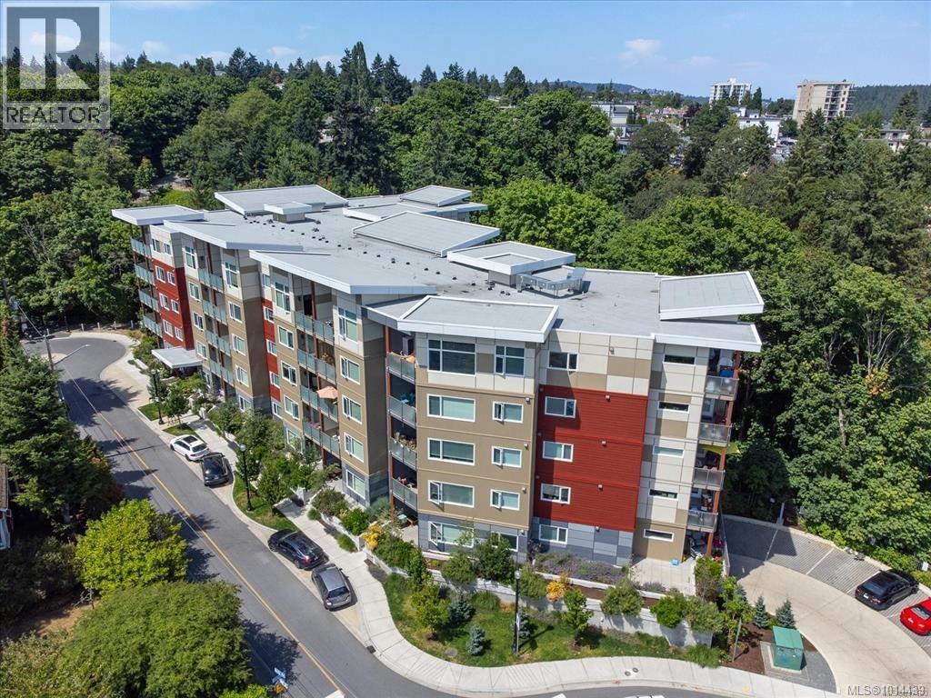 312 20 Barsby Ave, Nanaimo