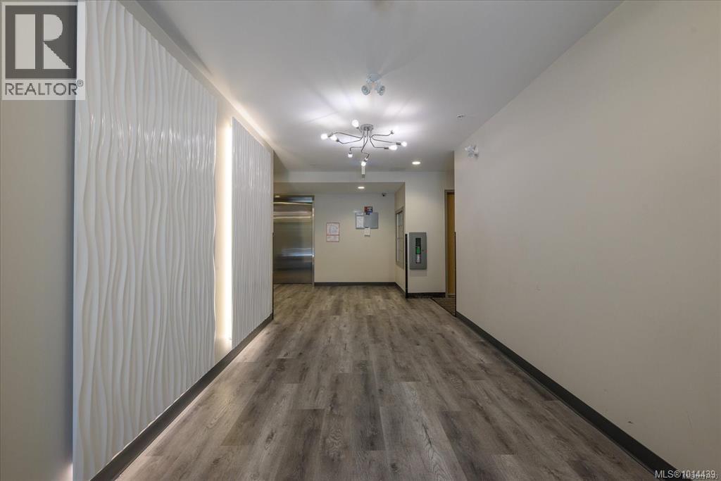 312 20 Barsby Ave, Nanaimo