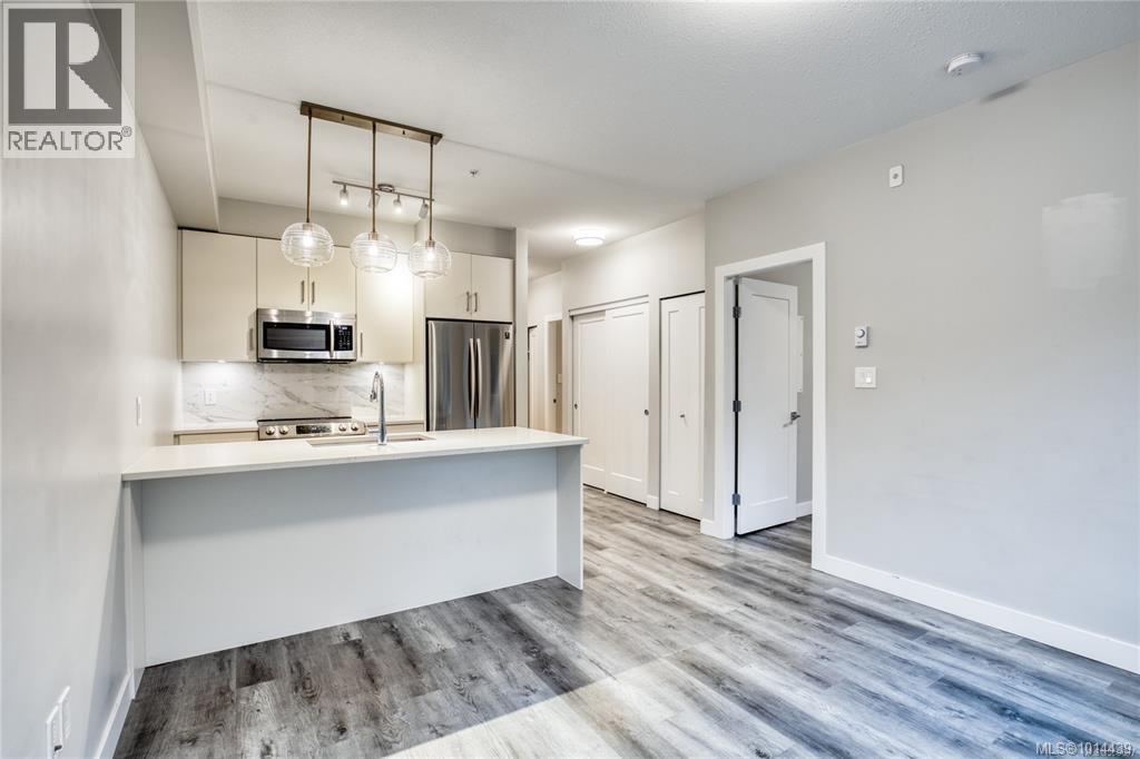 312 20 Barsby Ave, Nanaimo