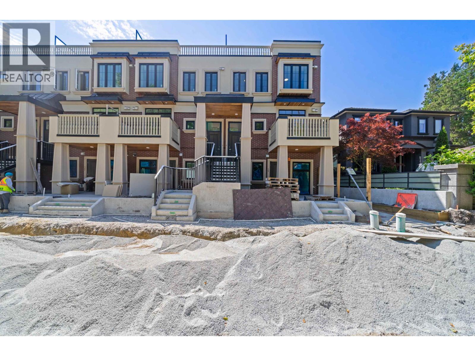 203 918 W 32ND AVENUE, Vancouver