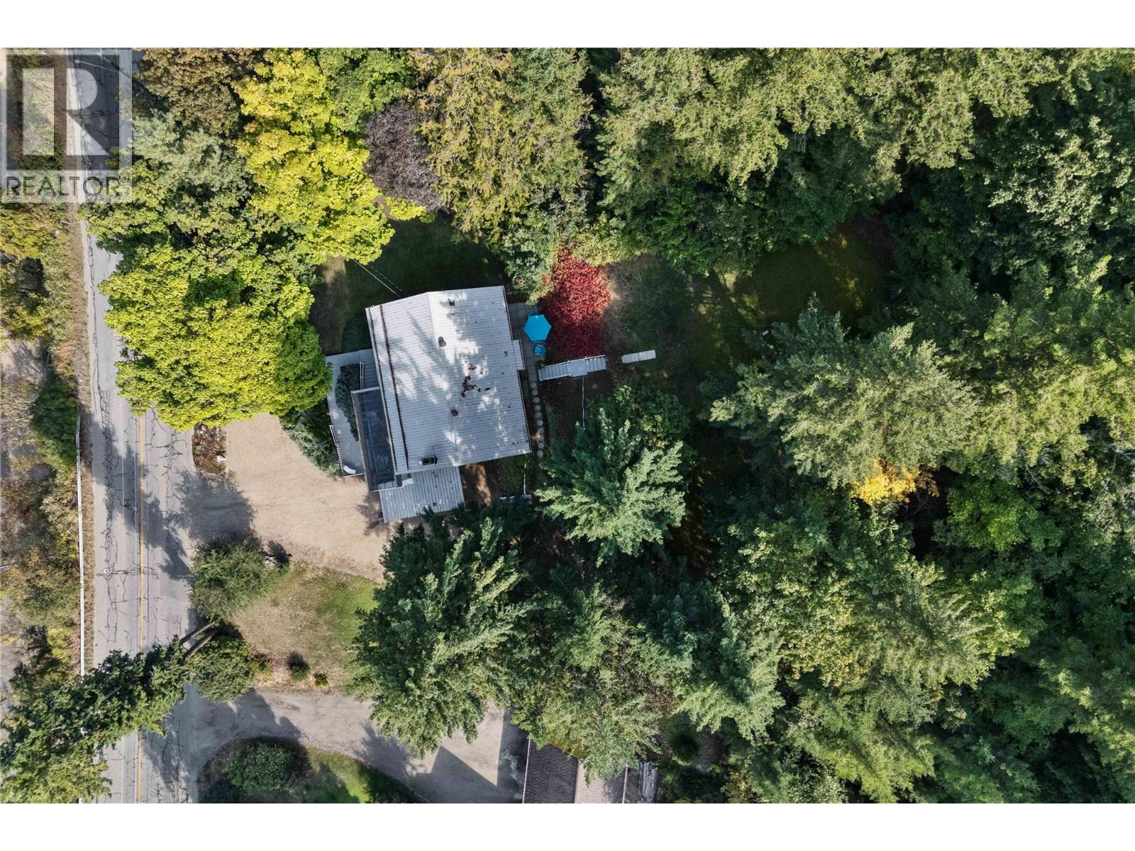  1430 Lakeshore Road Northeast, Salmon Arm