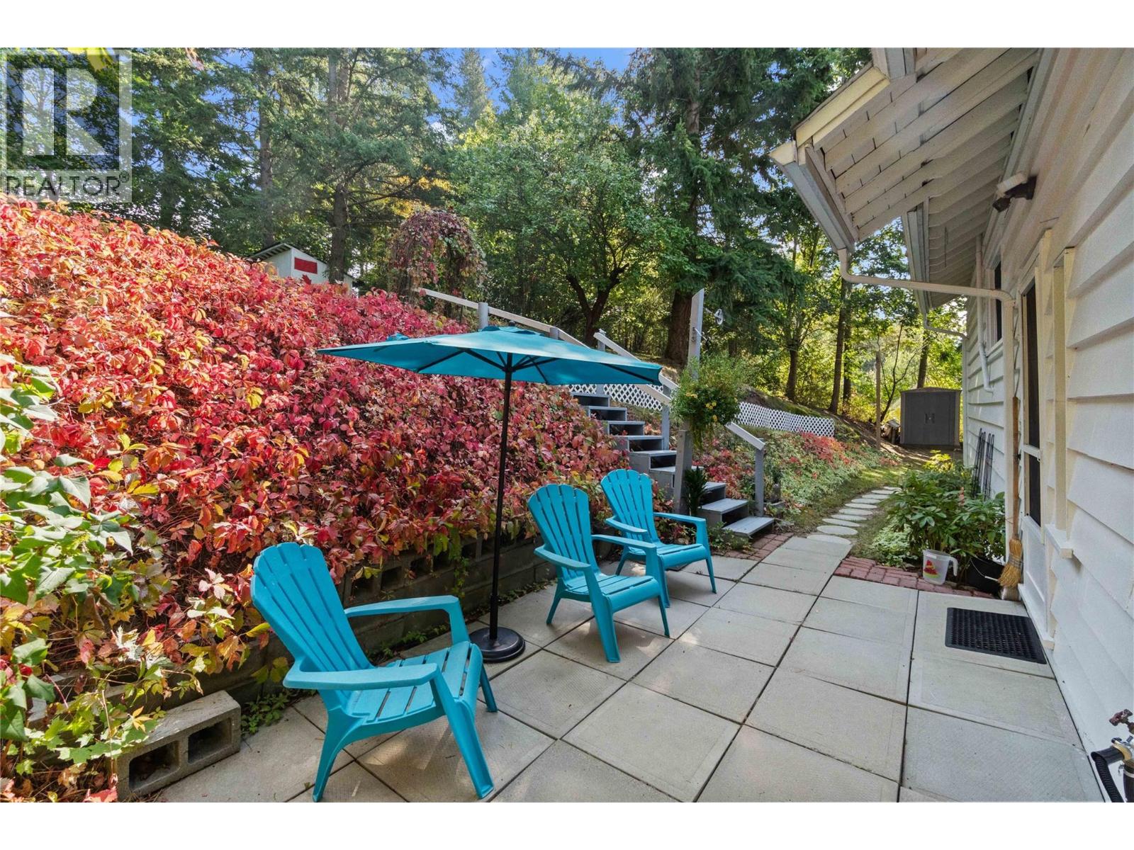  1430 Lakeshore Road Northeast, Salmon Arm