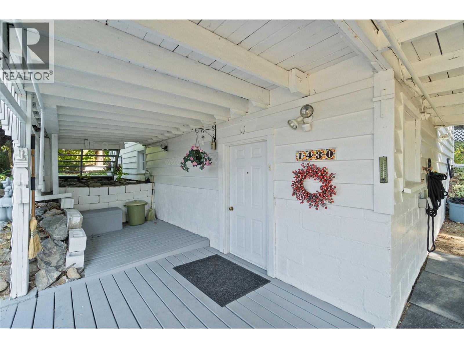  1430 Lakeshore Road Northeast, Salmon Arm